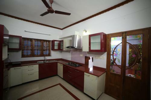 Hostal Oyo 80668 Rinsalayam