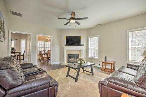Quiet Home With Private Yard, 26 Mi To Atlanta!