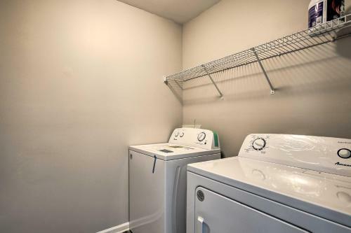 Quiet Home With Private Yard, 26 Mi To Atlanta!