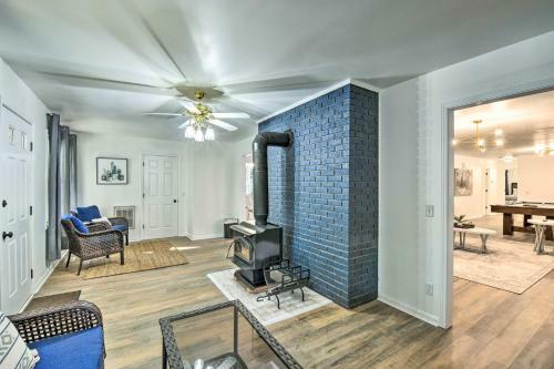 Serene Ellijay Property With Fire Pit And Creek!