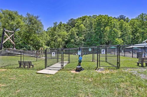 Bear Paw Cabin Game Room And Resort Access