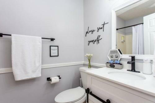 Weekdays Discounted - Every Bedroom With Tv!