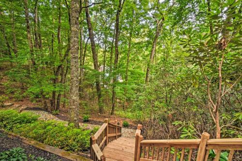 Luxurious Sky Valley Golf Resort Home With 3 Decks!