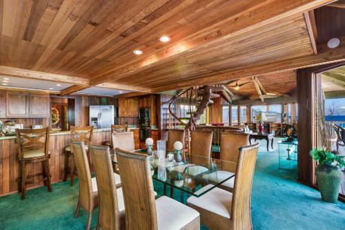 Napili Ocean Front House 43 Home
