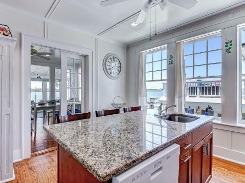Riverlodge Lower