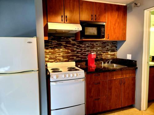 Apartamento Spacious Studio W/ Parking, Beach/mall/park