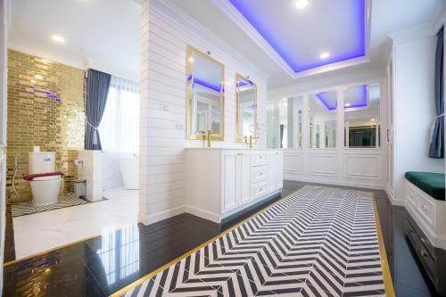Pattaya Villa W/bathtub - Exquisite Pool Villa I