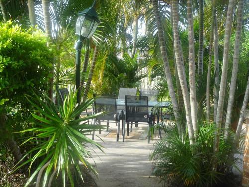 Apurla Hervey Bay - Located At The Point
