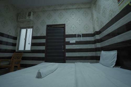 Hotel Gayatri Palace By Wb Inn