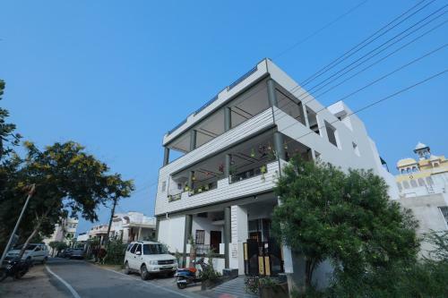 Shresth Home Stay