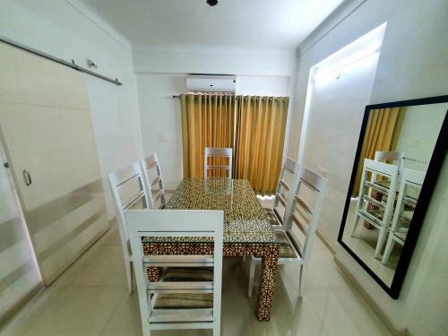 Riverview Retreat 3bhk Apartment
