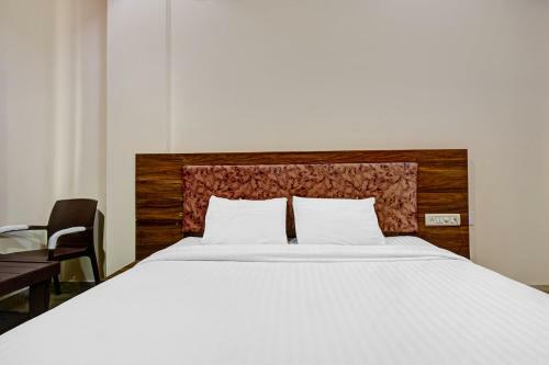 Oyo 86002 Hotel Komal Palace