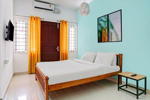 Hotel Capital O 85602 Ecstasy Appartment