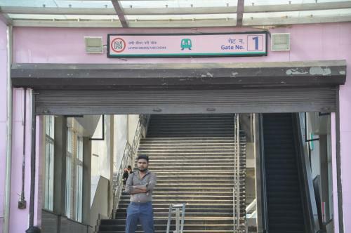 Hostal Luxurious Affordable Serviced Apt Parichowk/expomart/expressway Noida