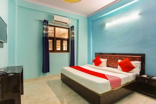 Hotel Collection O 40138 City Hut Residence