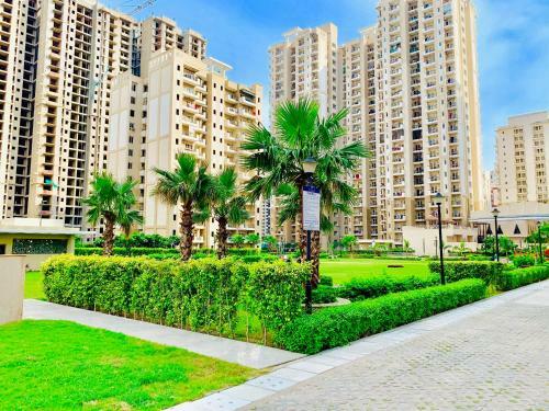 Apartamento The Influential Square Near India Expo Mart
