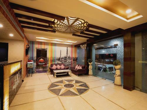 Collection O 81936 Hotel Dreamz Inn