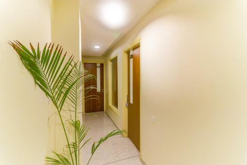 Fabhotel Nido Residency - Fully Vaccinated Staff