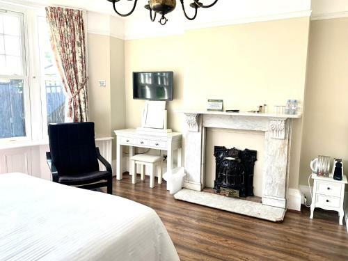 Stunning 6 Bedroom Farmhouse In Hellingly