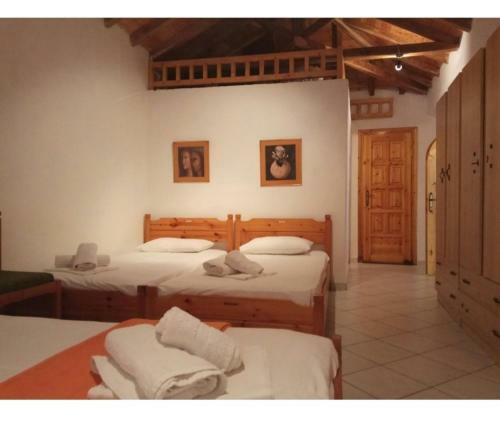 Peaceful House In Skiathos!stunning Surroundings!