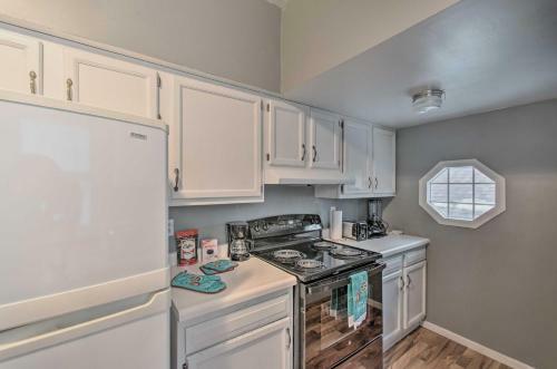 Pet-friendly Cedar Rapids Home, 1 Mi To Dtwn!