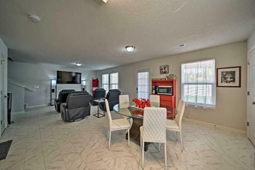 Dewitt Home With Patio, Fire Pit, And Gas Grill!