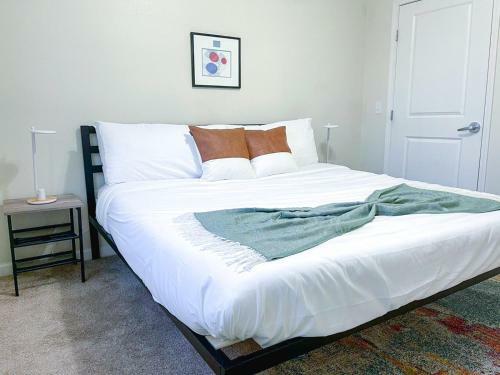 Intrust Stadium Apartments - Downtown Wichita