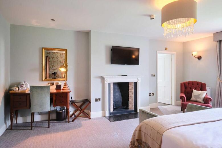 Stratton House Hotel