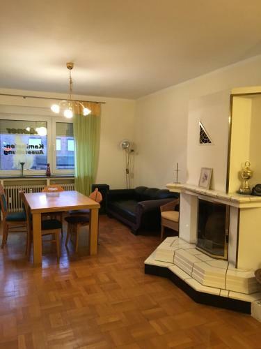 Apartment Am Friedrich Ebert Park Mit �ber 100qm Wohnfl�che