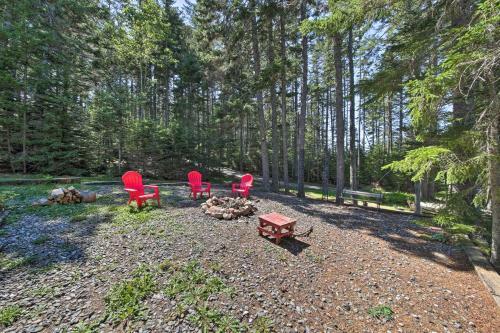 Cozy Cottage On Cat Cove With Wraparound Deck!