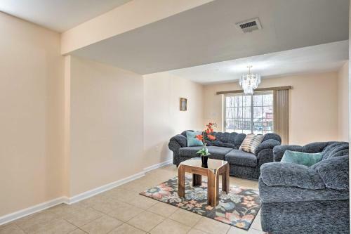 Roomy Ellicott City Apartment With Backyard!
