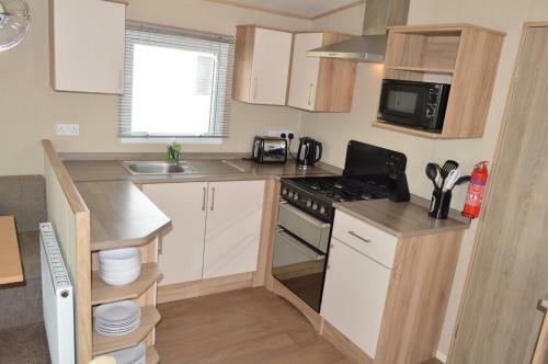 Stunning Luxury 6 Berth Caravan Tattershall Lakes