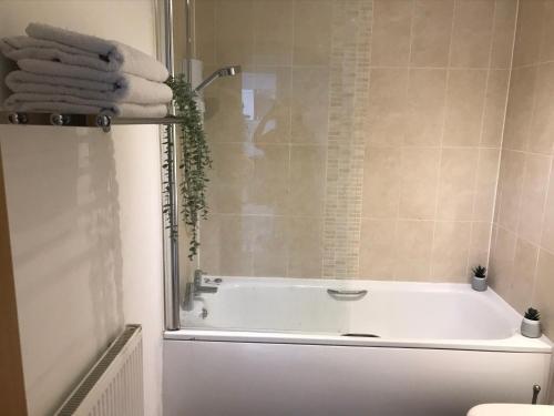 Stunning 2-bed Apartment In Newton Abbot