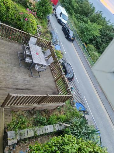 Stunning Sea View Immaculate 4-bed Family House