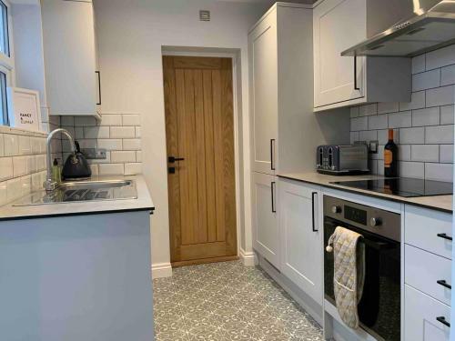 Inviting 3-bed House In Snettisham Norfolk