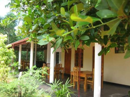 Bed & Breakfast Mahayaya Village