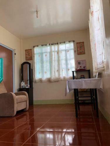 Hostal Rose And Fer Transient House