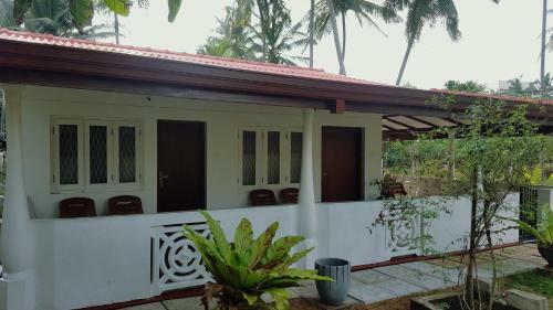 Anura Home Stay