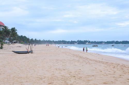 Hotel Shenora Beach Resort