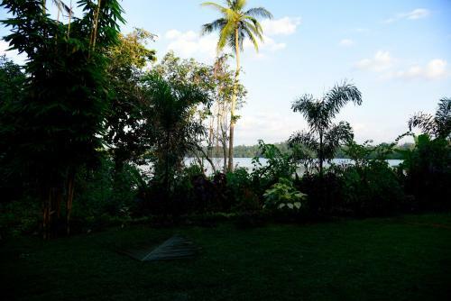 Lodge Shady Lake Resort