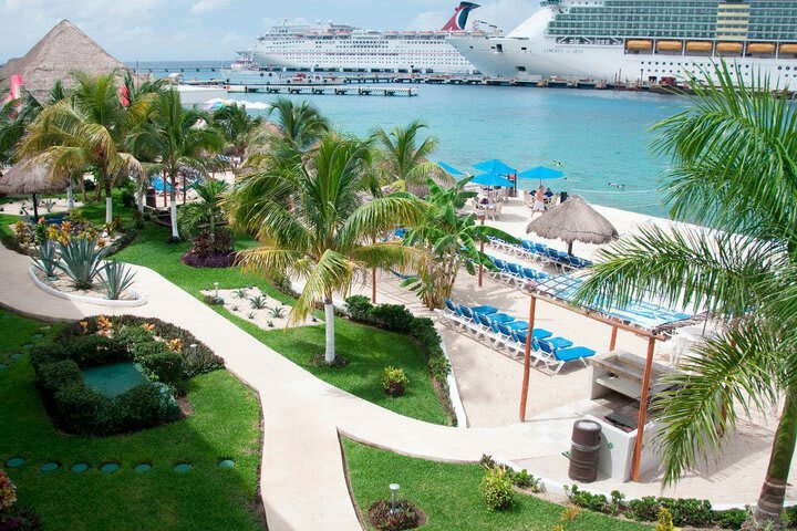 Hotel El Cid La Ceiba Beach