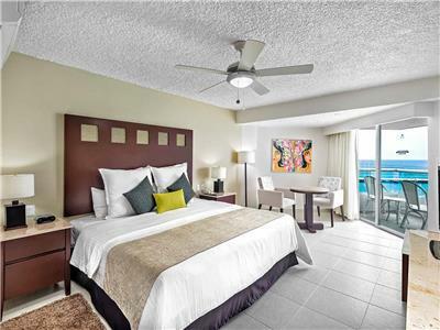 Hotel El Cid La Ceiba Beach