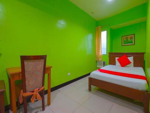 Hotel Vaccinated Staff - Oyo 677 Roseate Pensione