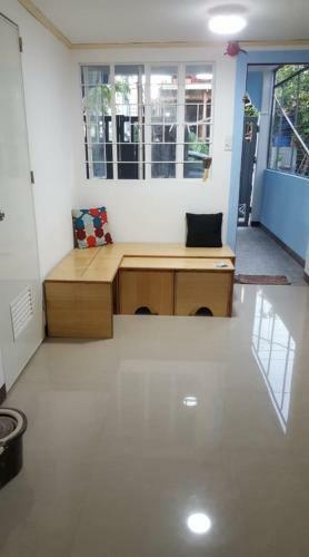 Apartamento 2 Storey House For Rent With Garage