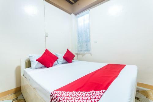 Hotel Vaccinated Staff-oyo 569 Alt Complex