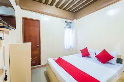 Hotel Vaccinated Staff-oyo 569 Alt Complex