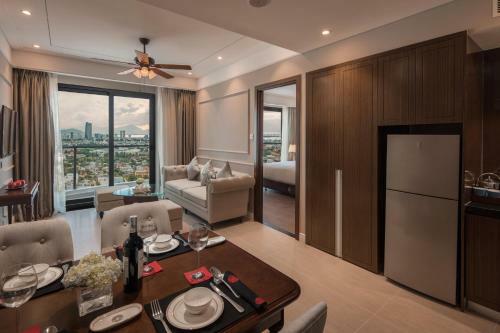 Nunn Luxury Apartment Da Nang Beach