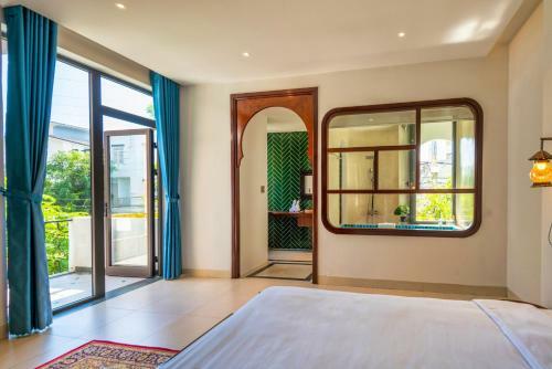 New & Stylish 5bdr Villa With Pool, Karaoke Room, Bbq
