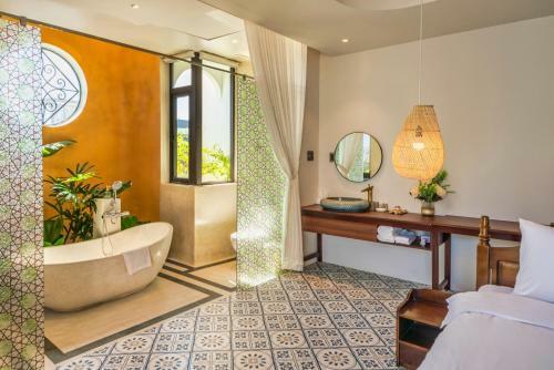New & Stylish 5bdr Villa With Pool, Karaoke Room, Bbq