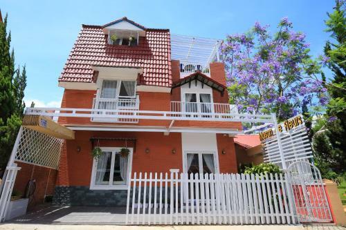 Hostal Maison de Fleurs - Ng�i Nh� Hoa